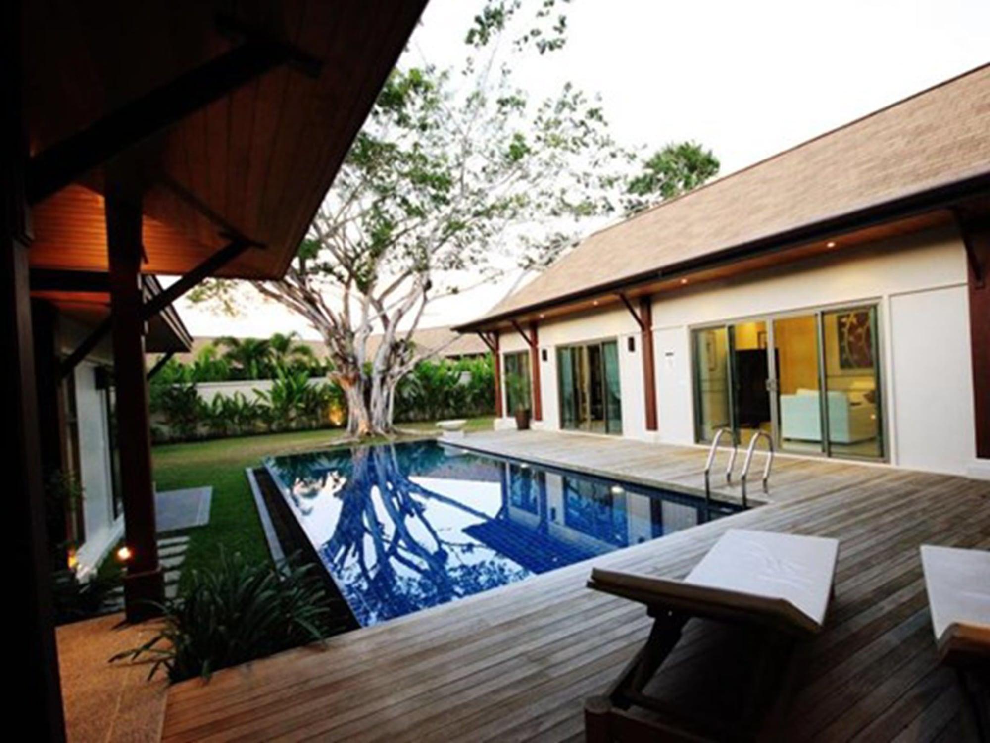 Two Villas Holiday Oriental Style Layan Beach Phuket Bagian luar foto