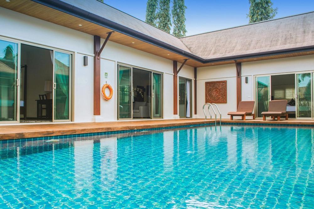 Two Villas Holiday Oriental Style Layan Beach Phuket Bagian luar foto