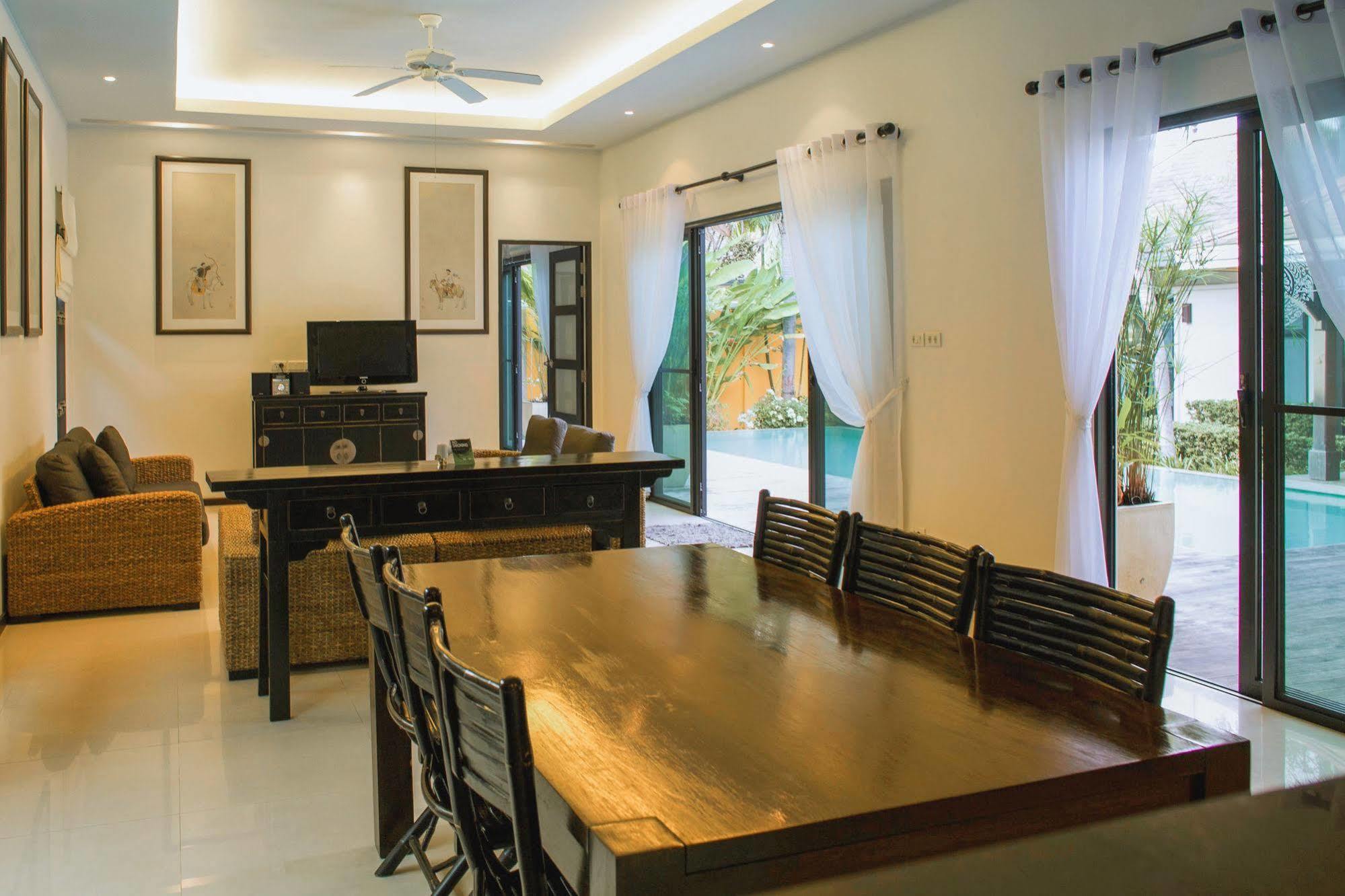 Two Villas Holiday Oriental Style Layan Beach Phuket Bagian luar foto
