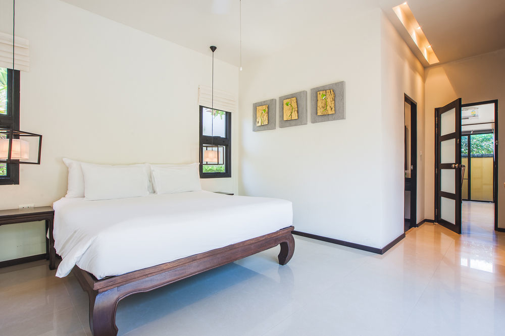 Two Villas Holiday Oriental Style Layan Beach Phuket Bagian luar foto